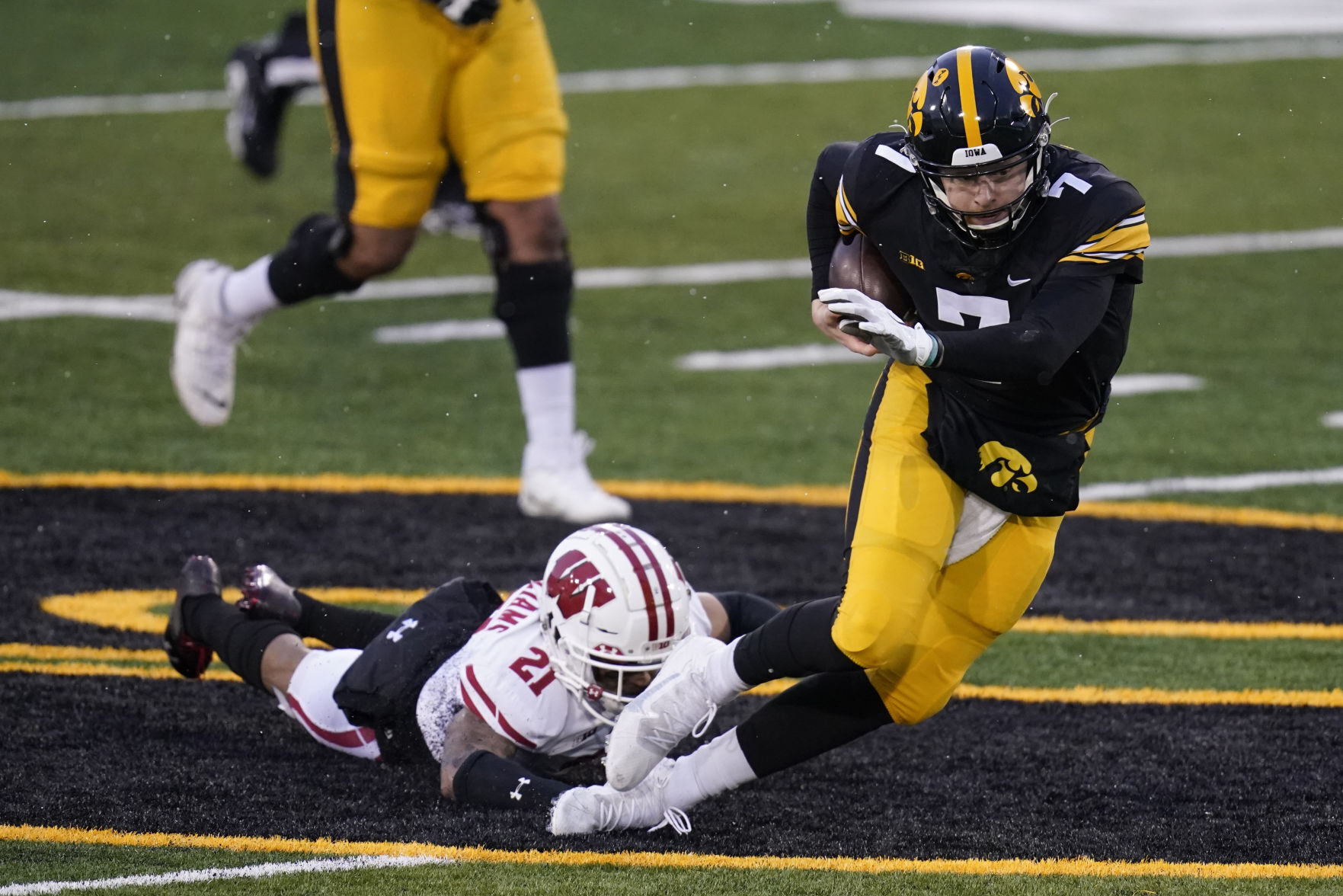 Petras vs. UW